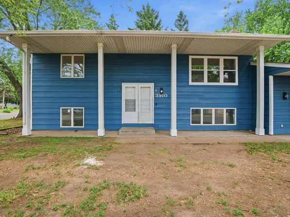 3910 65th St E, Inver Grove Heights, MN 55076
