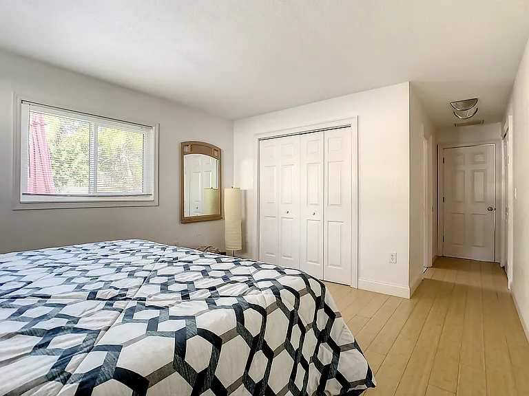 2437 Arapaho St — Photo 31