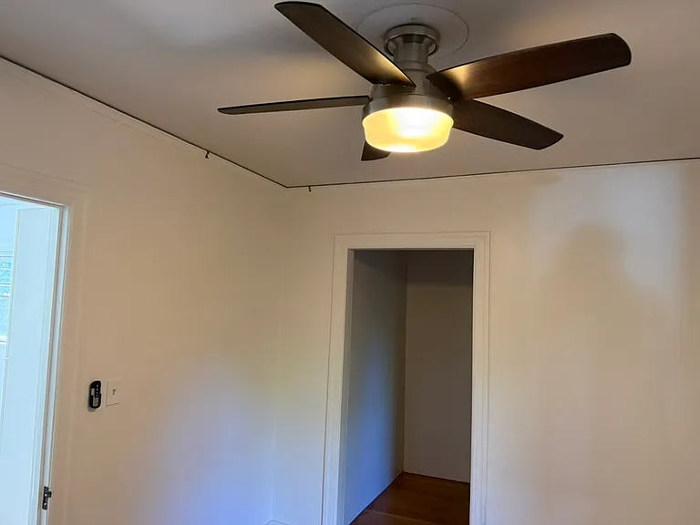 1258 Pine St — Photo 8