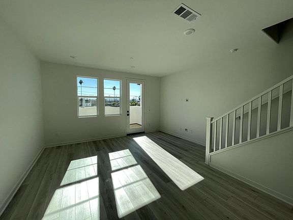 5th image of 1308 W 141st St