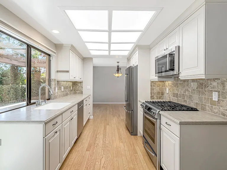 1470 Whiterock Ct — Photo 3