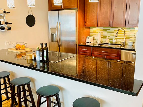 4th image of 535 N Michigan Ave APT 812