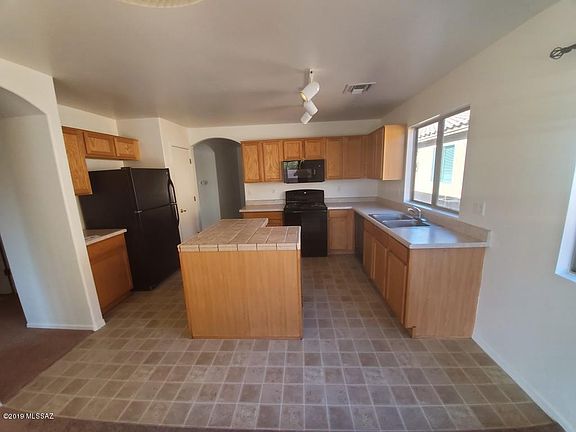 5th image of 4104 E Angel Spirit Dr