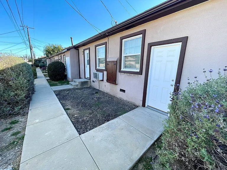17710 Jersey Ave — Photo 11