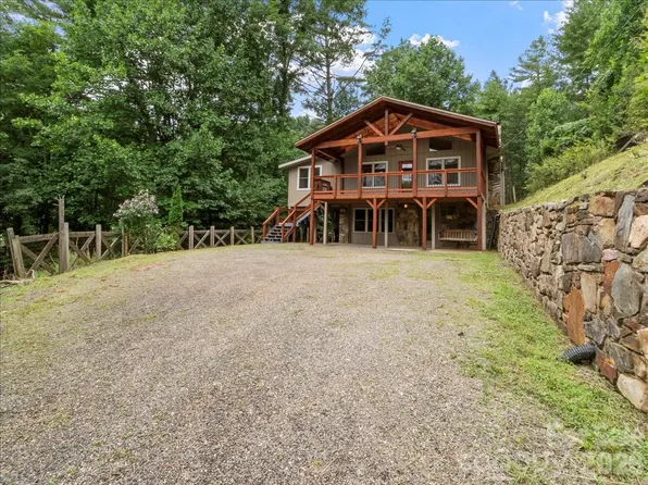16 Turtle Dove Trl, Burnsville, NC 28714