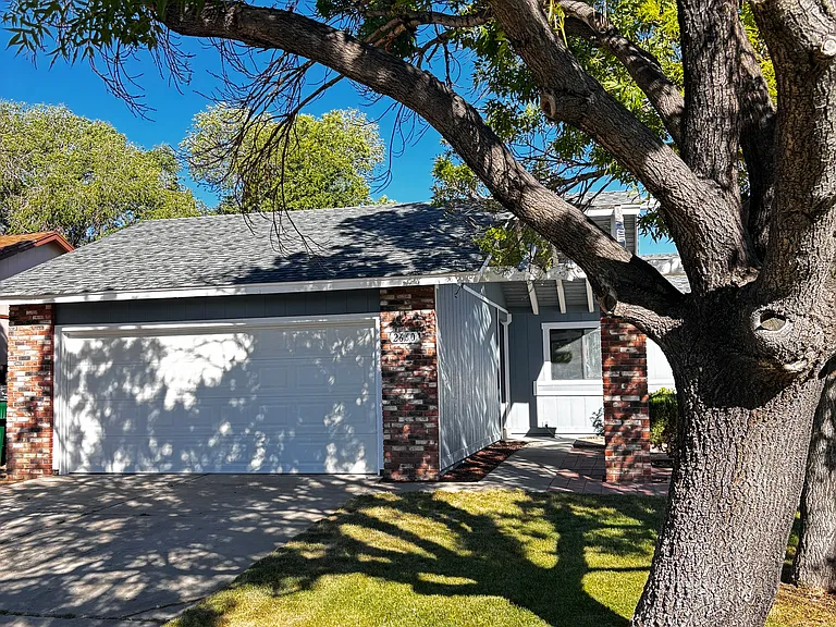 2660 Panamint Rd — Photo 1