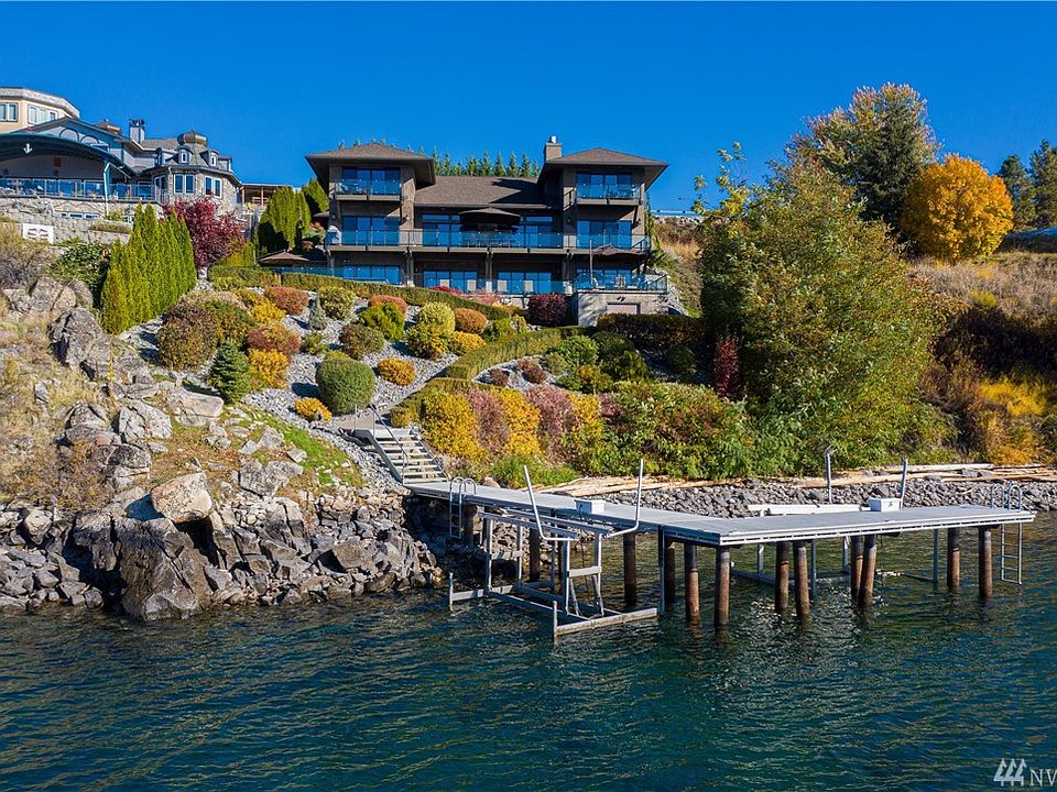 1st image of 7 Sunny Shores Ln