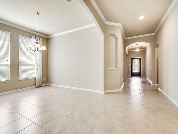 5th image of 1312 Nacona Dr