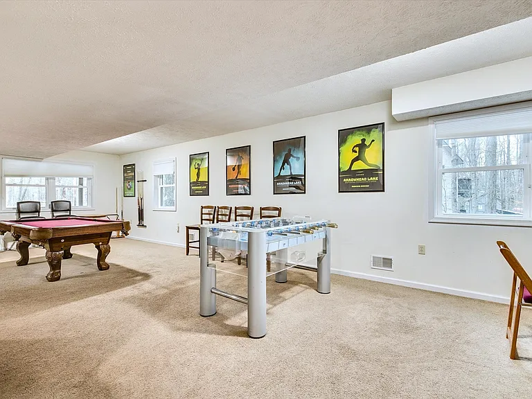 309 Stroud Ct — Photo 27