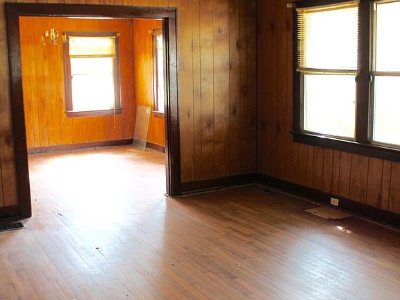 5th image of 1419 Rickard Dr NW