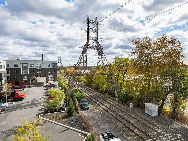 The Peak At Scotts Lane — Photo 180