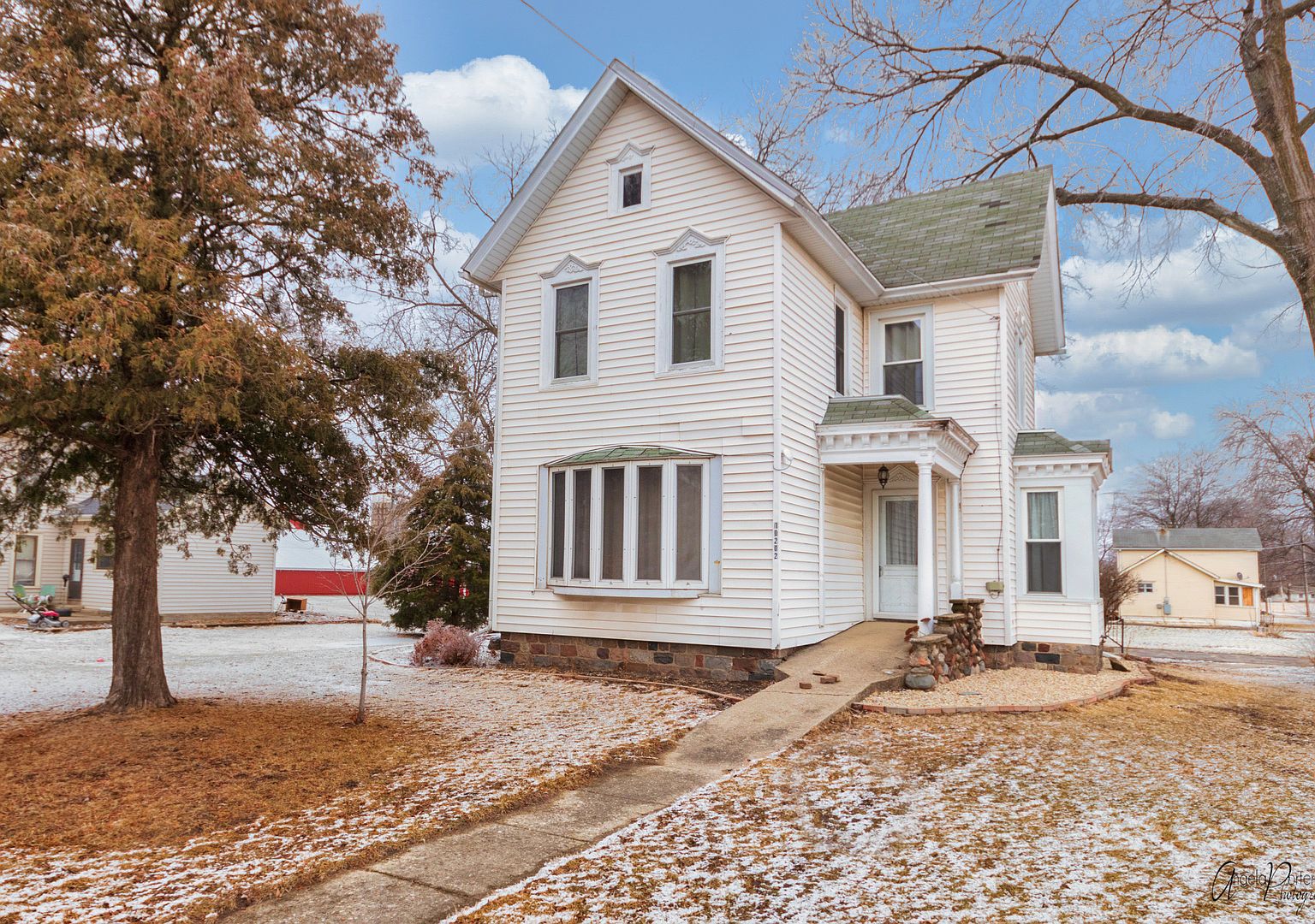 10202 Main St, Hebron, IL 60034 Zillow