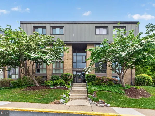 5180 Maris Ave APT 101, Alexandria, VA 22304