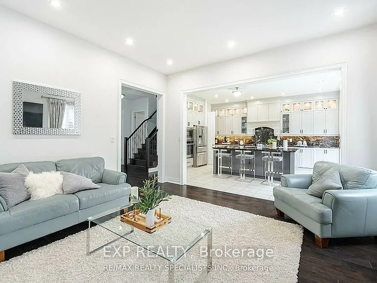 448 Dougall Ave #MAIN — Photo 11