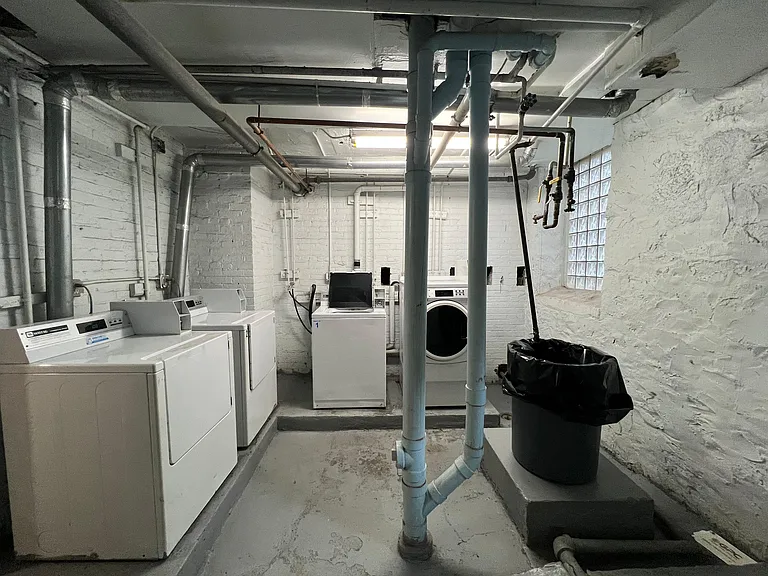 130 W 47th St #23E — Photo 6