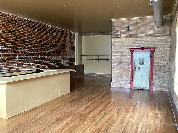 3rd image of 1010 Church St Unit B