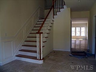 1st image of 16 Pine View Dr