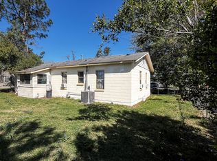 406 Hickory St, Douglas, GA 31533