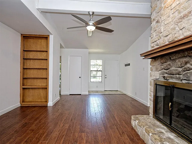 12812 Esplanade St — Photo 8