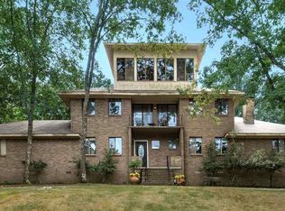 15 Hearthside Dr, Little Rock, AR 72207