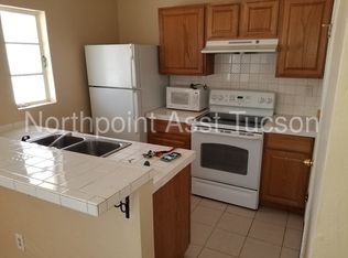 4552 E 17th St, Tucson, AZ 85711