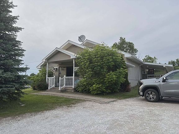 4th image of 532 Hull Rd