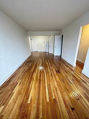 5th image of 142-07 Hoover Ave #408