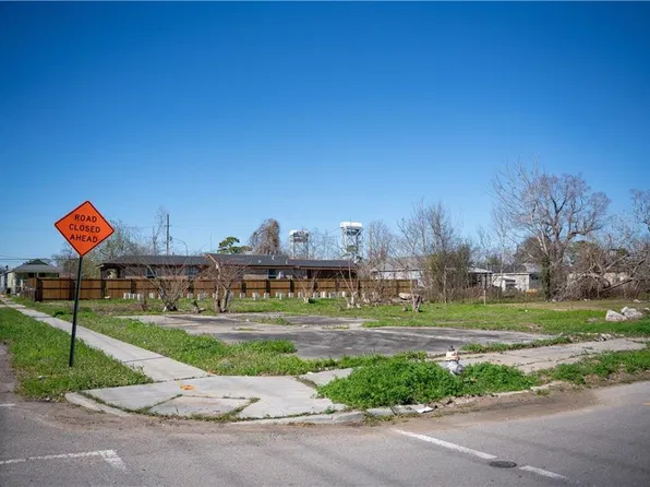 1300 Forstall St, New Orleans, LA 70117