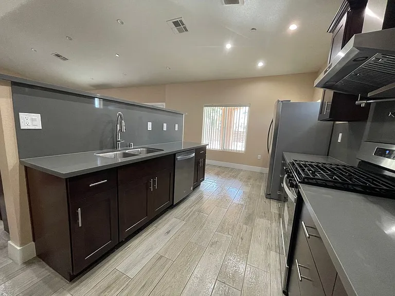 17515 Live Oak St #1 — Photo 9