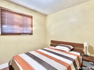 2625 Windjammer Rd #2, Mississauga, ON L5L 1H7