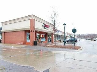 23336 Farmington Rd, Farmington, MI 48336