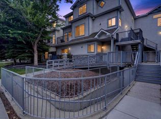 622 S 56th Ave SW #208, Calgary, AB T2V 0G8