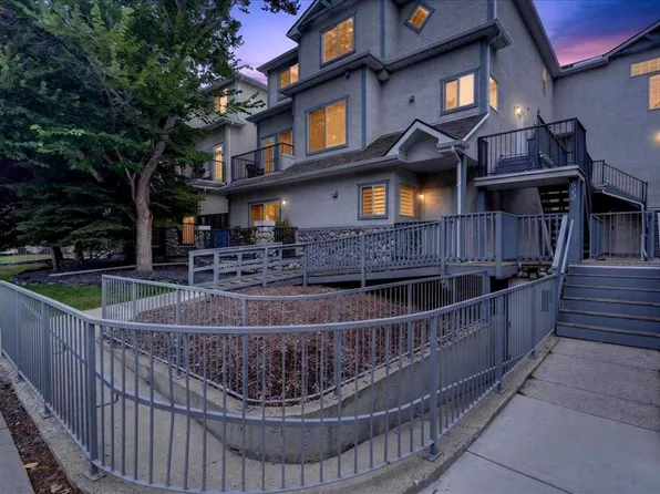 622 S 56th Ave SW #208, Calgary, AB T2V 0G8