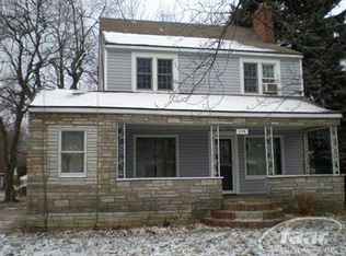 140 Ascot Ave, Waterford, MI 48328