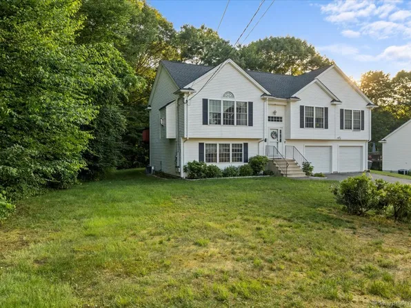 63 North Street, Wolcott, CT 06716