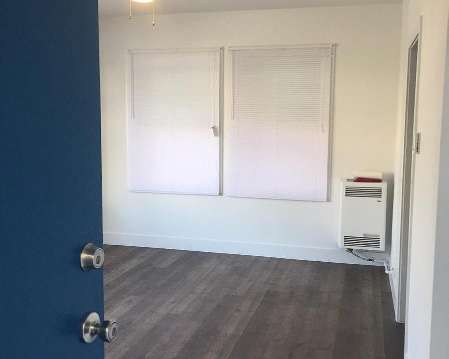 1st image of 845 S Normandie Ave APT 09
