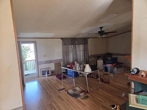 3rd image of 494 Bethel Ridge Rd
