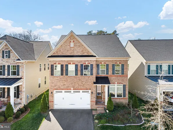 11415 Woodrush Ct, Fairfax, VA 22030