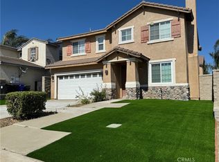 6927 Tailwind Ln, Fontana, CA 92336