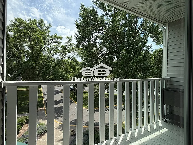 1601 N Innsbruck Dr #302 — Photo 15
