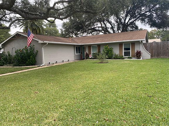 2nd image of 2201 Francis Dr