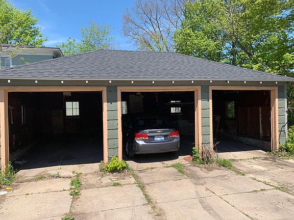 3rd image of 616 W Cedar St #1