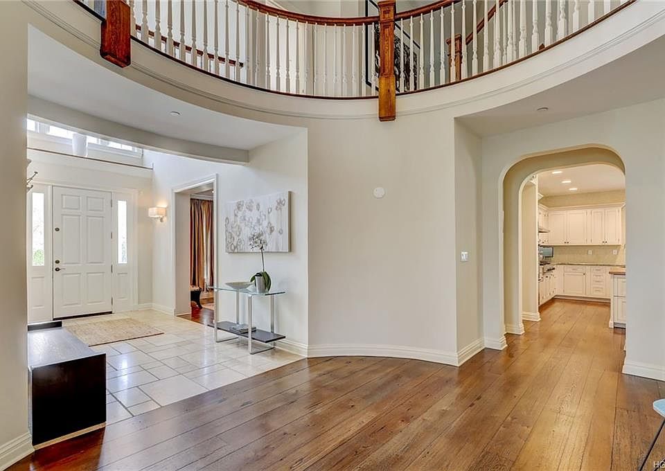 5 Legends Blvd, West Nyack, NY 10994 Zillow