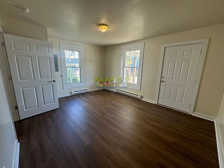 425 Wellons St — Photo 14