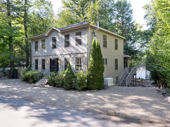 36 Whittemore Cove Road, Raymond, ME 04071