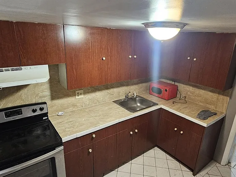 4168 Inverrary Dr #112 — Photo 2