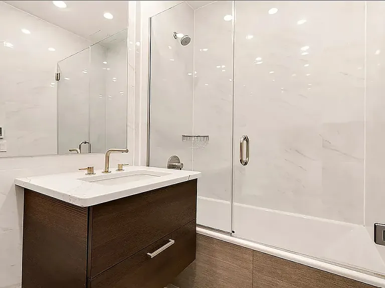 11-35 45th Ave #3H — Photo 5