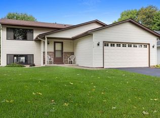 9130 Janero Ave S, Cottage Grove, MN 55016