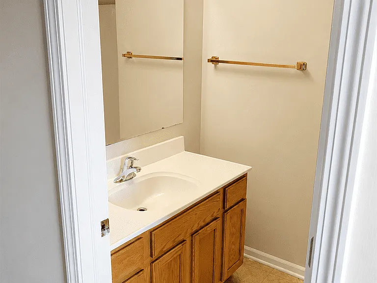 403 Haven St — Photo 6