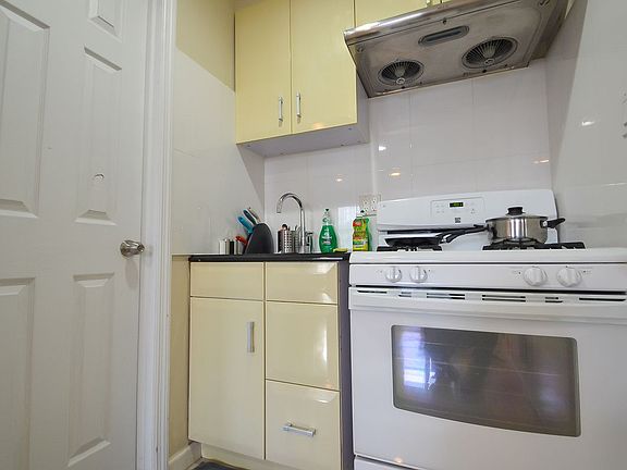 4th image of 545 2nd Ave #4A